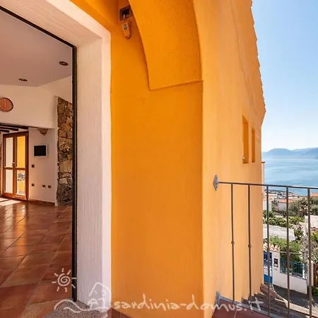 Casa de Férias Casa Con Vista Mare Cala Gonone